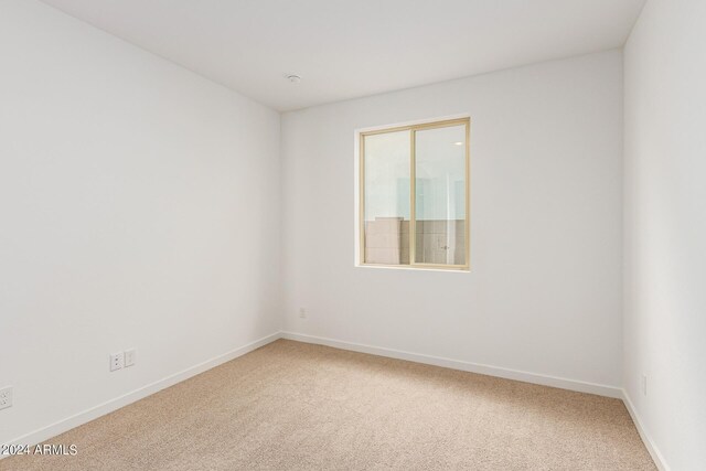 empty room featuring carpet