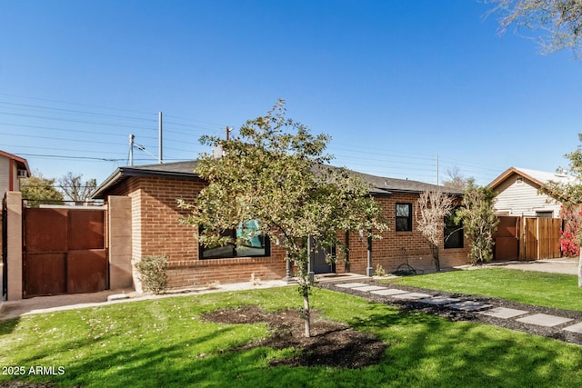 view of front of house with a front yard