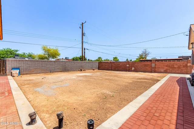 3316 E Fillmore St, Phoenix, AZ 85008 - view of fenced backyard