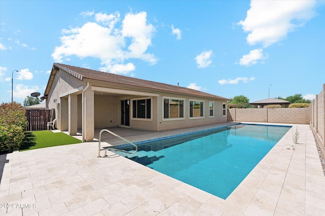 10630 W Pinchot Ave, Avondale, AZ 85392 - view of pool with a patio