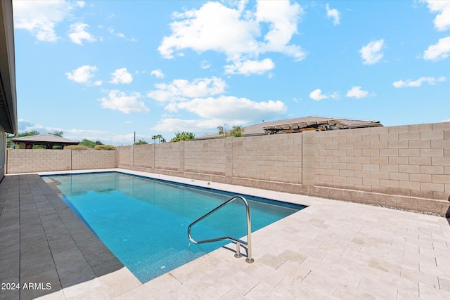 10630 W Pinchot Ave, Avondale, AZ 85392 - view of pool with a patio