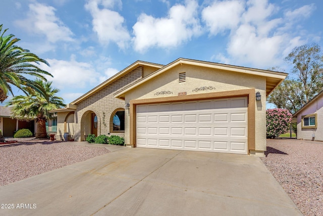 811 S 79th Way, Mesa, AZ 85208 - view of front of property featuring stucco siding, driveway, and an attached garage