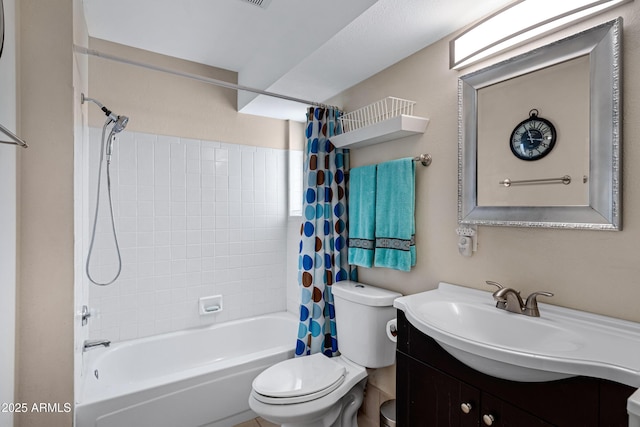 16624 E Palisades Blvd Unit 101, Fountain Hills, AZ 85268 - full bathroom featuring shower / tub combo with curtain, toilet, and vanity