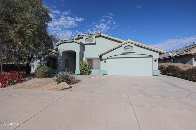 view of front of house featuring a garage