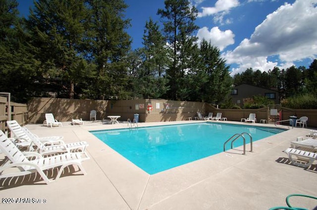125 Partridge Ln, Prescott, AZ 86303 - pool featuring a patio area and fence