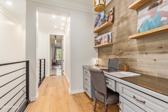 4419 N 24th Way, Phoenix, AZ 85016 - home office featuring built in study area, ornamental molding, light wood-type flooring, recessed lighting, and baseboards