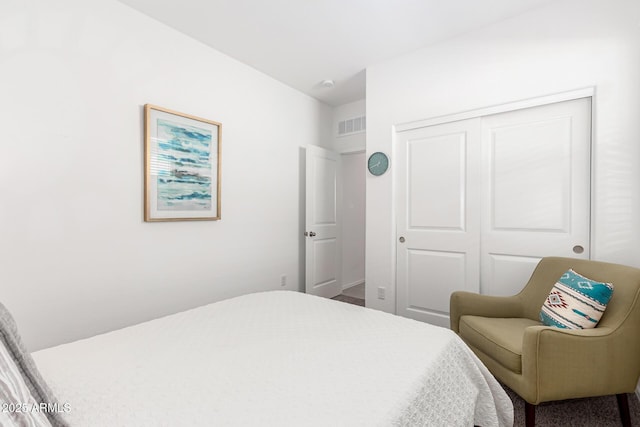 bedroom featuring a closet