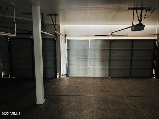 3502 W Belle Ave, San Tan Valley, AZ 85144 - garage with a garage door opener