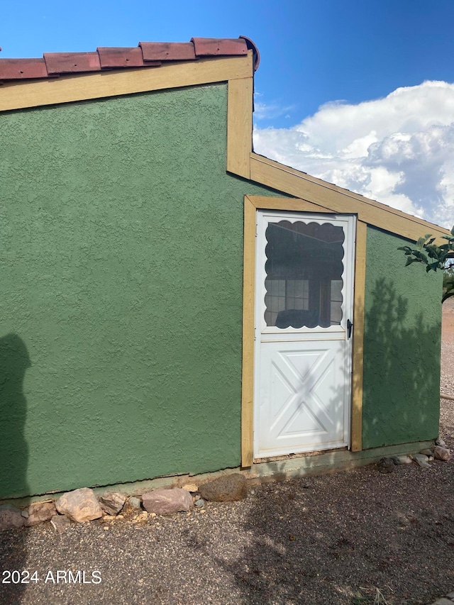 view of outbuilding