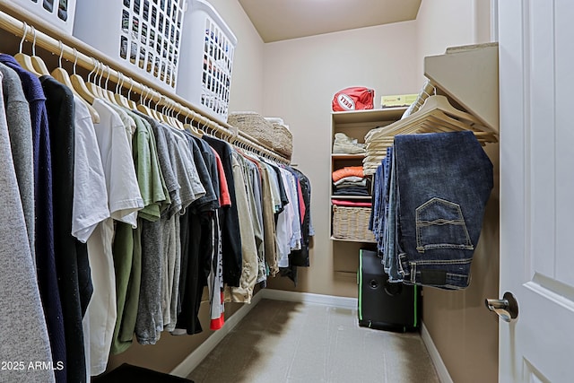 view of spacious closet