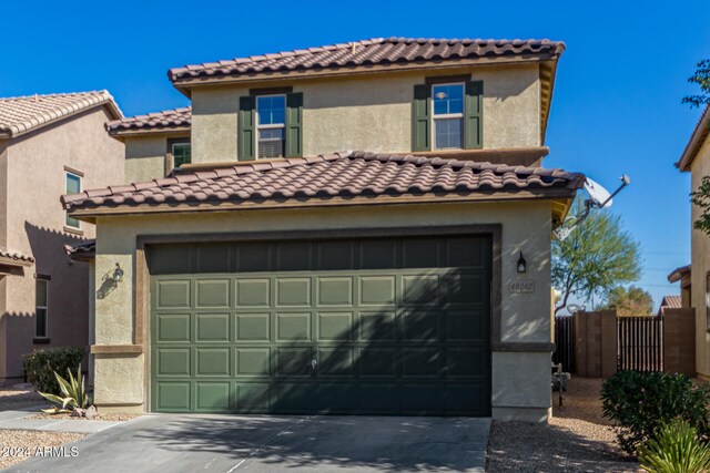 view of front of house featuring a garage