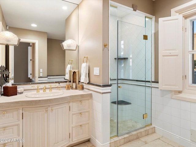 40 Biltmore Est, Phoenix, AZ 85016 - bathroom with vanity, a shower stall, and recessed lighting
