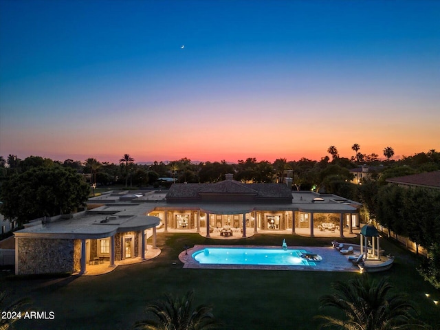 40 Biltmore Est, Phoenix, AZ 85016 - outdoor pool featuring a patio and a yard