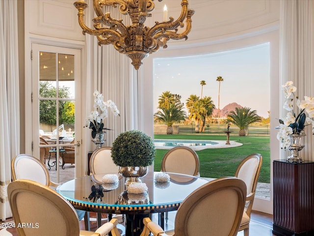40 Biltmore Est, Phoenix, AZ 85016 - dining area with a notable chandelier