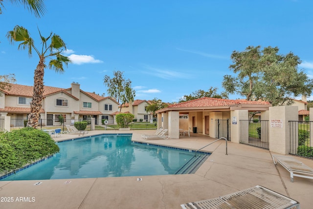 5808 E Brown Rd Unit 49, Mesa, AZ 85205 - community pool with a patio area