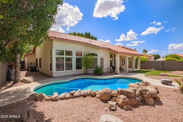 5428 W Wethersfield Dr, Glendale, AZ 85304 - view of swimming pool featuring a fenced in pool, a fenced backyard, and a patio area