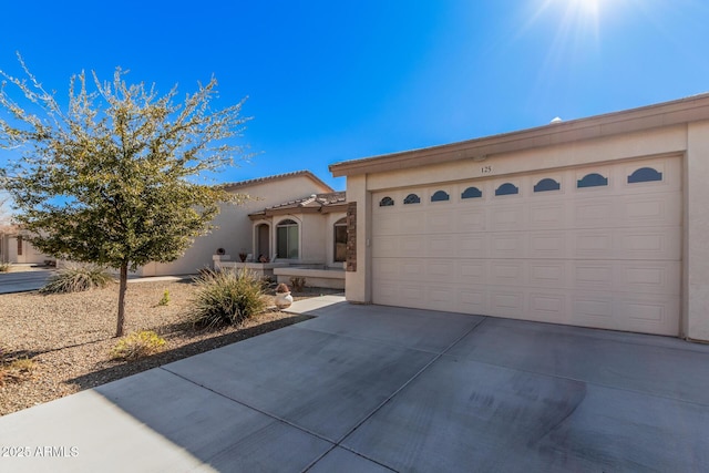 view of front of house featuring a garage