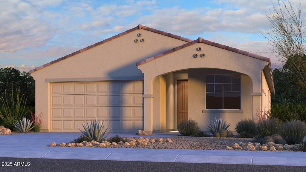 view of front facade featuring a garage