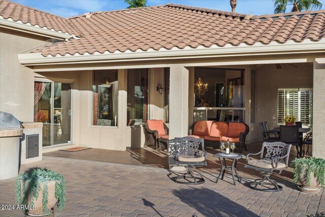 view of patio featuring an outdoor living space