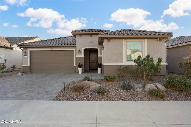 Listing photo 2 for 27453 W Wahalla Ln, Buckeye AZ 85396