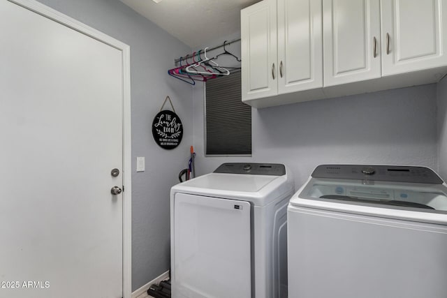 2934 S Woodruff Cir, Mesa, AZ 85212 - laundry area featuring cabinet space and washing machine and clothes dryer