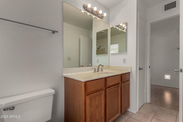 4644 W Havasupai Dr, Glendale, AZ 85308 - bathroom with tile patterned floors and vanity