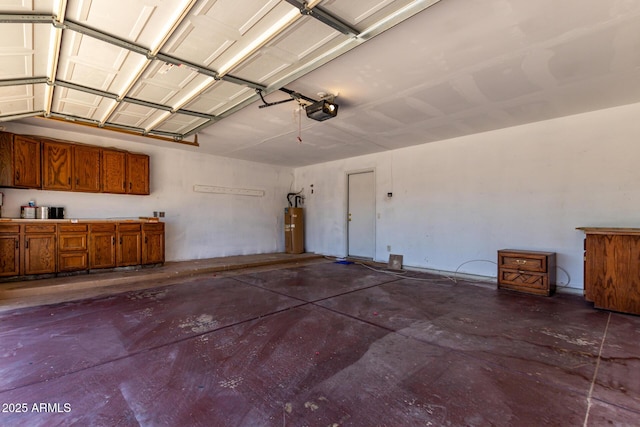4644 W Havasupai Dr, Glendale, AZ 85308 - garage with water heater and a garage door opener