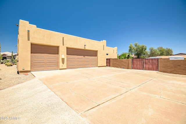 39419 N 7th Ave, Phoenix, AZ 85086 - garage with concrete driveway
