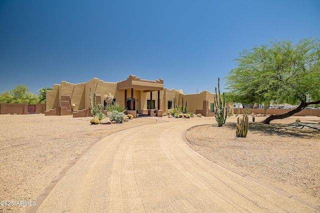 39419 N 7th Ave, Phoenix, AZ 85086 - pueblo-style home with stucco siding