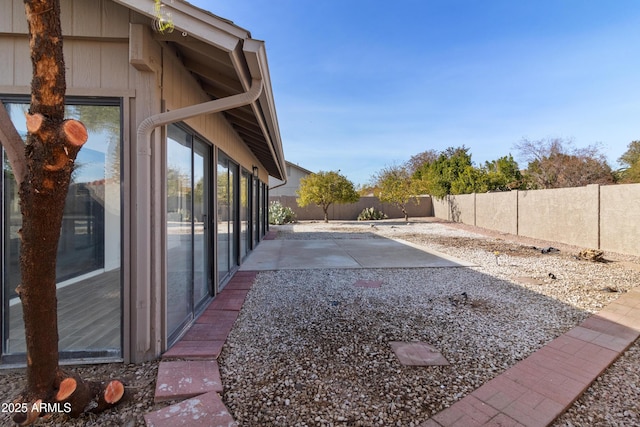 view of yard with a patio