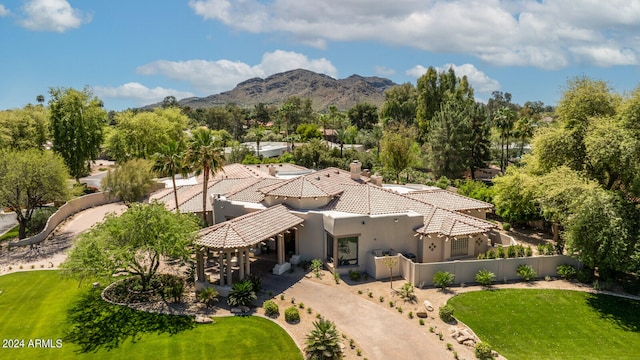 bird's eye view featuring a mountain view