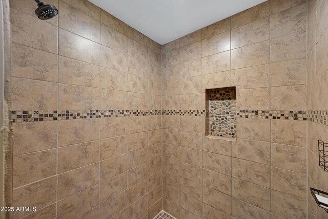 1008 E Mano Dr, New River, AZ 85087 - full bath with a tile shower