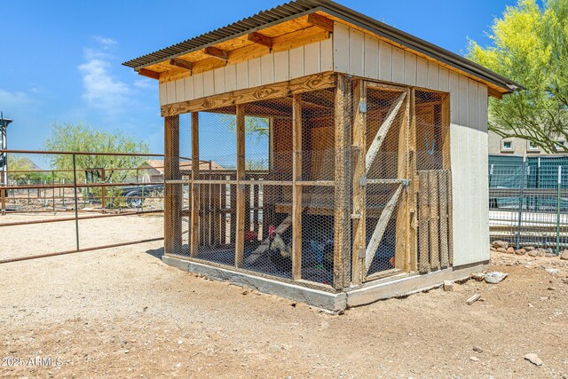 1008 E Mano Dr, New River, AZ 85087 - view of poultry coop
