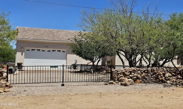 view of front of house featuring a garage