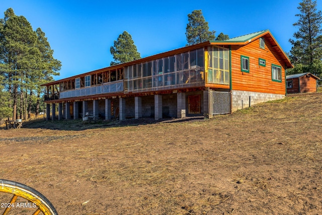 1528 Black Canyon Rd, Heber, AZ 85928 - back of house with a sunroom and metal roof