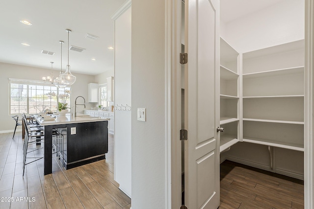 3310 E Los Gatos Dr, Phoenix, AZ 85050 - pantry with a sink