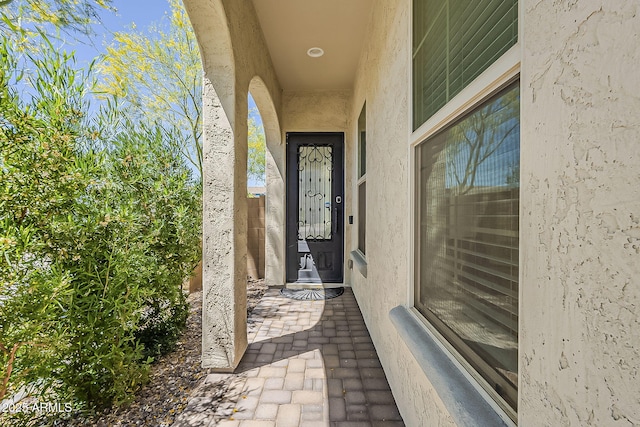 3310 E Los Gatos Dr, Phoenix, AZ 85050 - entrance to property featuring stucco siding