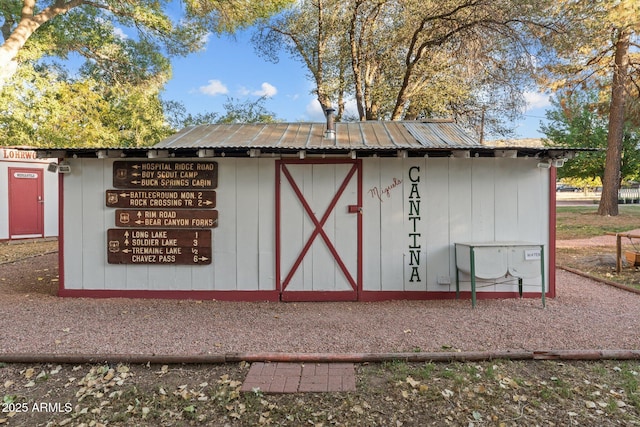 view of outdoor structure