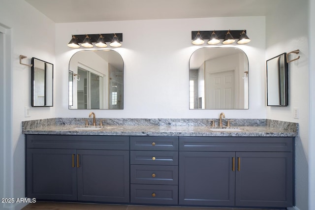 6014 W Oberlin Way, Phoenix, AZ 85083 - bathroom with double vanity