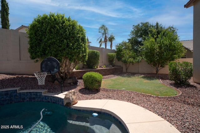 6014 W Oberlin Way, Phoenix, AZ 85083 - view of pool with a fenced backyard