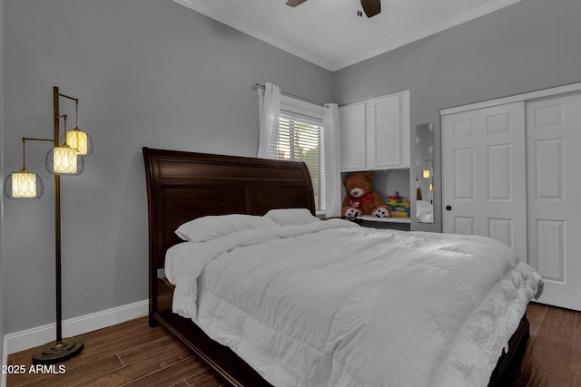 bedroom with a closet, ceiling fan, and ornamental molding