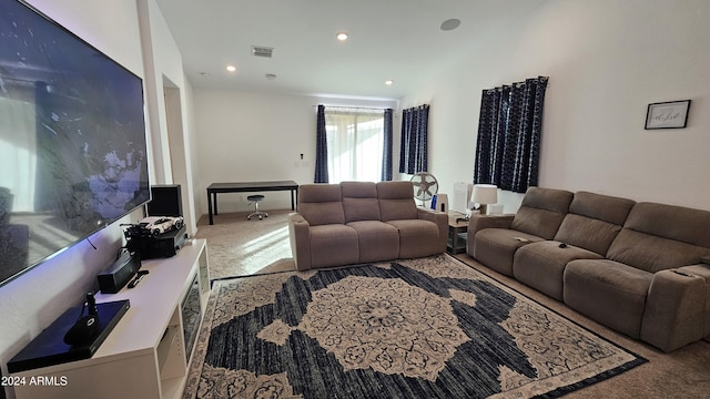 living room with carpet