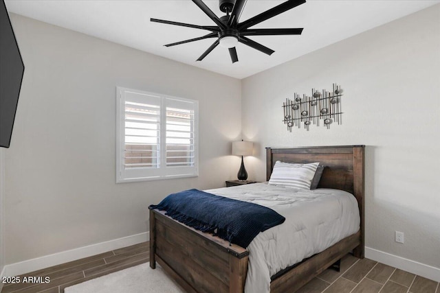 bedroom with ceiling fan