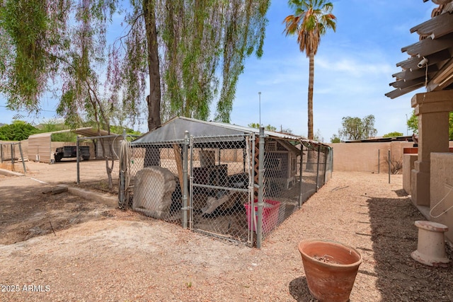 4922 W Fallen Leaf Ln, Glendale, AZ 85310 - view of yard featuring an outdoor structure
