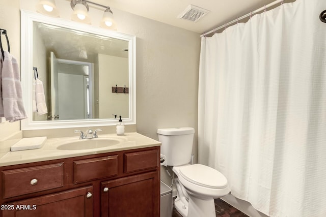 1676 W Sequoia Dr, Phoenix, AZ 85027 - bathroom with vanity and a shower with shower curtain