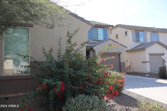 view of front of home featuring a garage