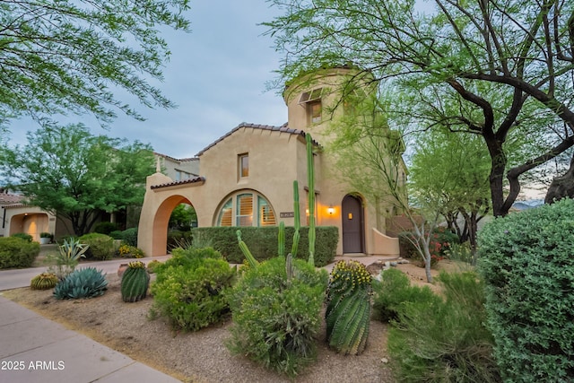 18283 N 93rd St, Scottsdale, AZ 85255 - mediterranean / spanish home with stucco siding and a tiled roof