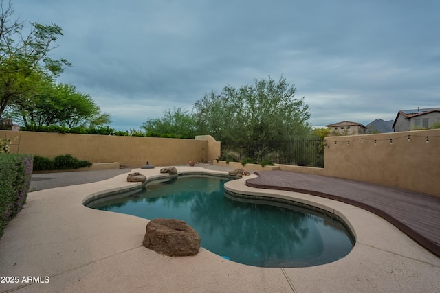 18283 N 93rd St, Scottsdale, AZ 85255 - view of pool with a fenced backyard and a wooden deck