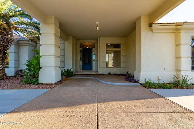 view of entrance to property