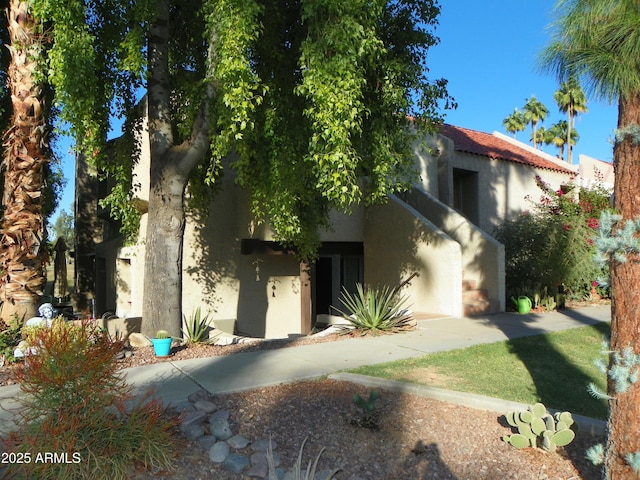 view of front of home